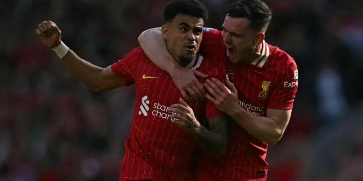 Liverpool je z zmago nad Tottenhamom s 5:1 prvič po sezoni 2019/20 osvojil naslov Premier lige